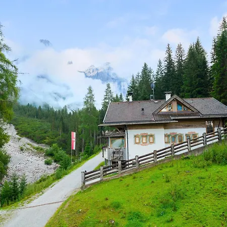 In Stubaital By Slope & Sauna, Cleaning Included Casa vacanze